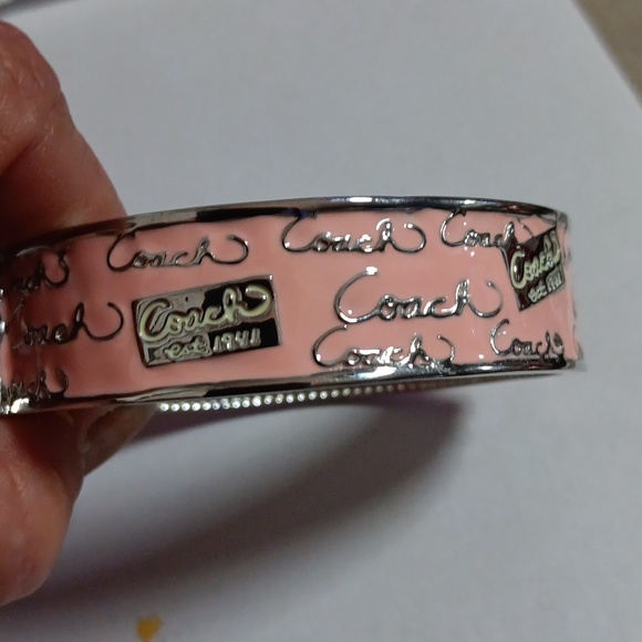 Coach pink and silver bracelet - Picture 1 of 6